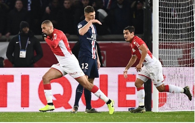 Slimani now in Spurs' sights - Bóng Đá