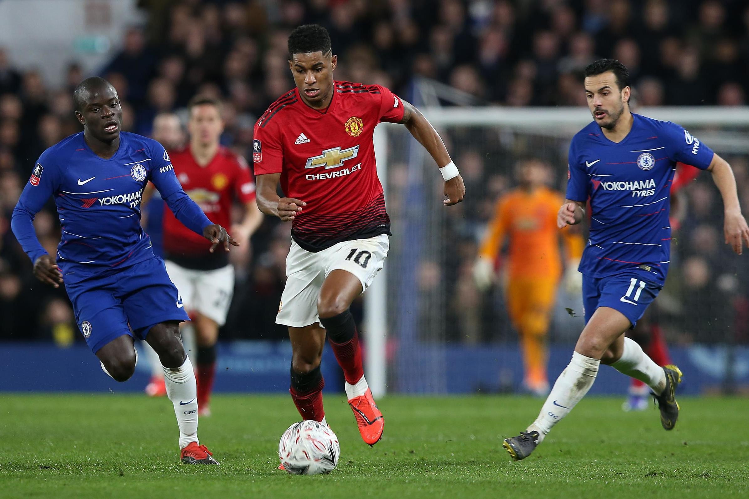 Ảnh Lingard và Rashford hẹn hò - Bóng Đá