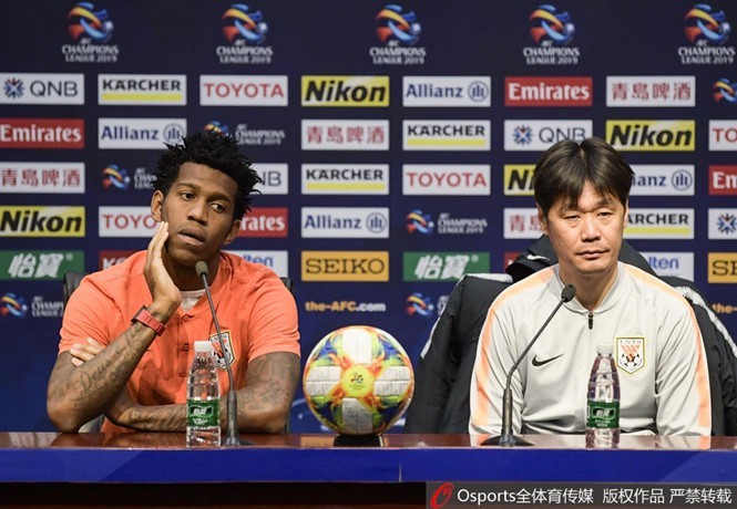 HLV Sơn Đông Lỗ Năng thừa nhận đã gặp khó khăn trước Hà Nội - Bóng Đá