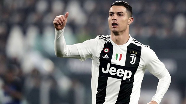 Người cũ chỉ trích quyết định bán CR7 của Real Madrid - Bóng Đá