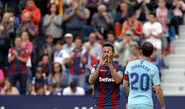 La Liga ngày hạ màn: Người được tung hô ngợi ca, kẻ bị la ó, chế giễu (Ảnh) - Bóng Đá