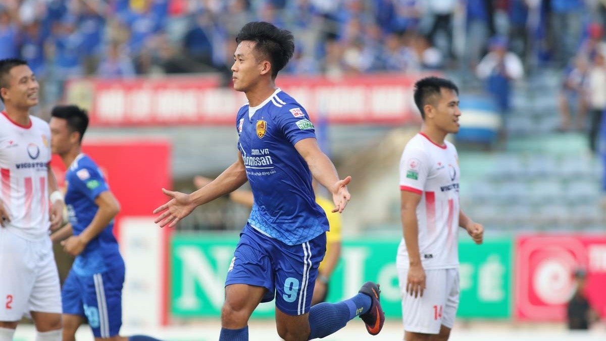 Khủng hoảng tiền đạo, đã đến lúc thầy Park trao cơ hội cho 