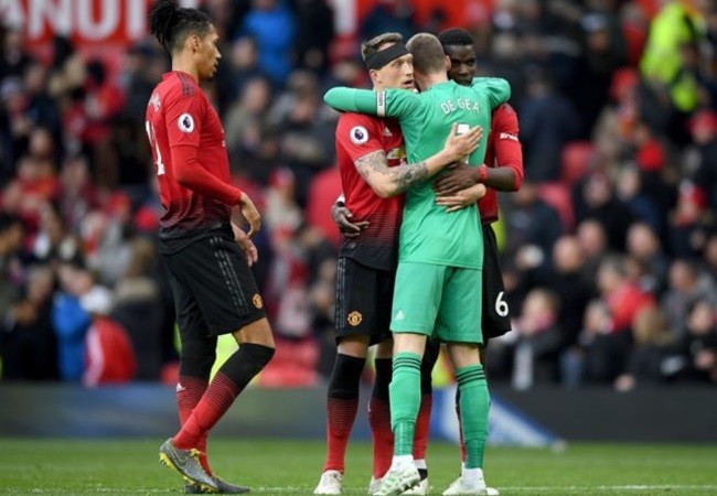 pogba nói 1 câu với de gea sau pha cứu thua - Bóng Đá