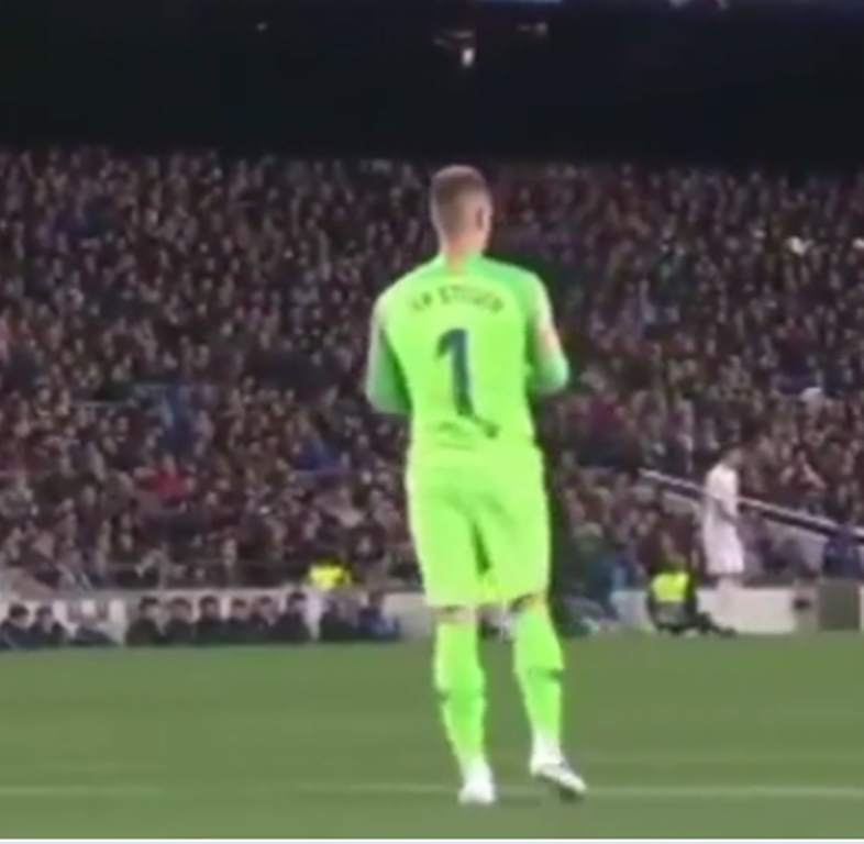 Rashford để Ter Stegen có được mảnh giấy chỉ đạo chiến thuật của Solskjaer - Bóng Đá