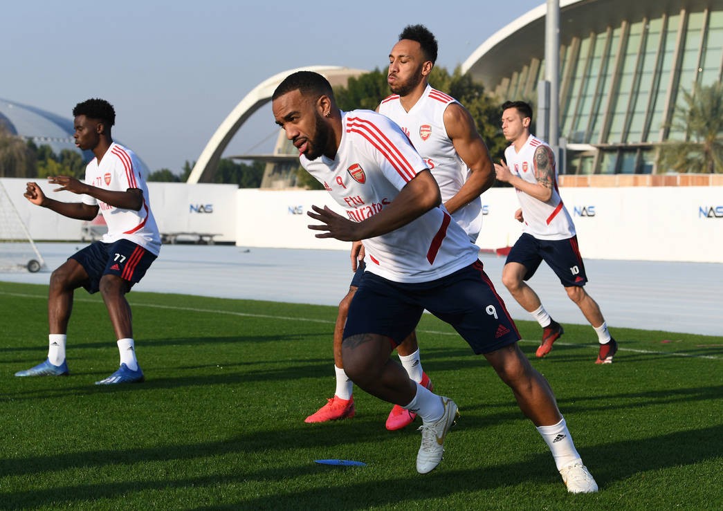 Nicolas Pepe replies 'honestly...nobody' when asked who his toughest opponent has been - Bóng Đá