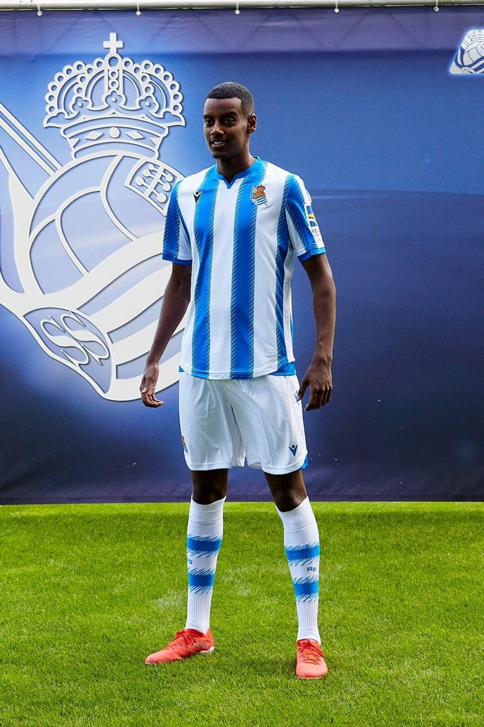 Ảnh Isak gia nhập Real Sociedad - Bóng Đá