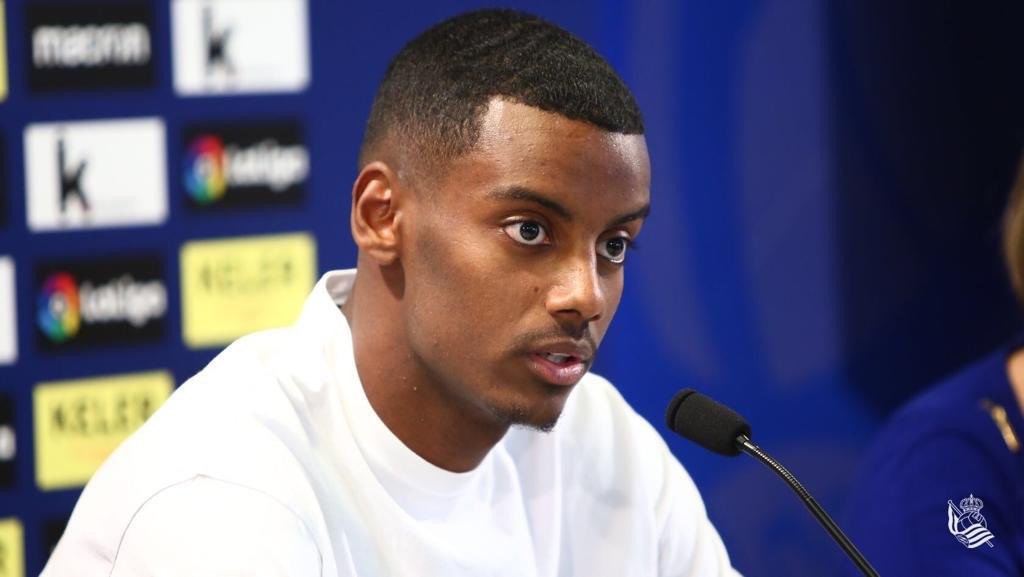 Ảnh Isak gia nhập Real Sociedad - Bóng Đá