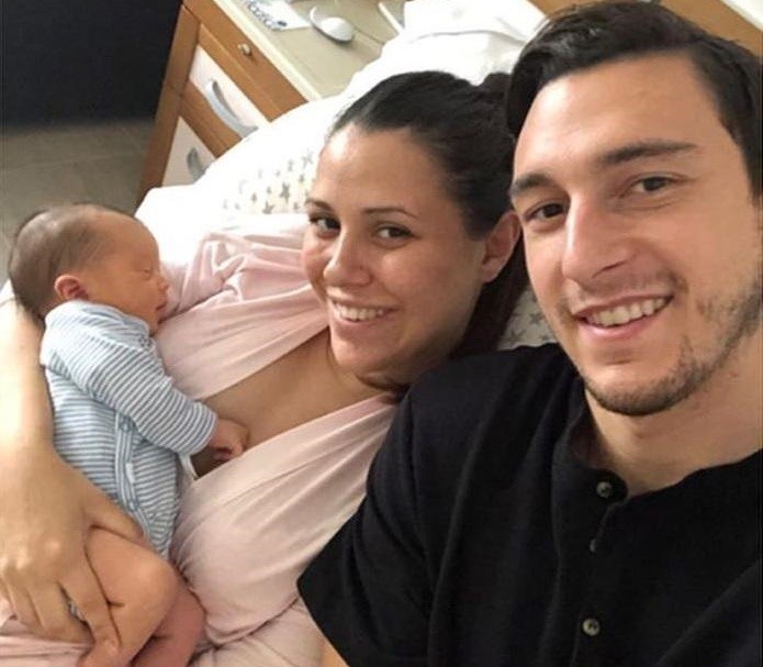  Man Utd share pics of stars including Fred and Martial on Fathers’ Day - Bóng Đá