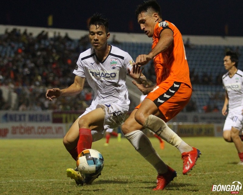 Bại trận trước đối thủ kỵ rơ Đà Nẵng, HAGL quay trở lại mặt đất - Bóng Đá