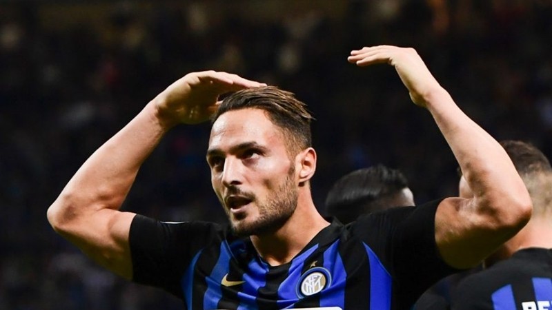 Danilo D'Ambrosio https://www.fcinternews.it/news/l-ag-di-d-ambrosio-si-chiamasse-d-ambrosinho-la-stampa-avrebbe-attenzioni-diverse-310367 - Bóng Đá