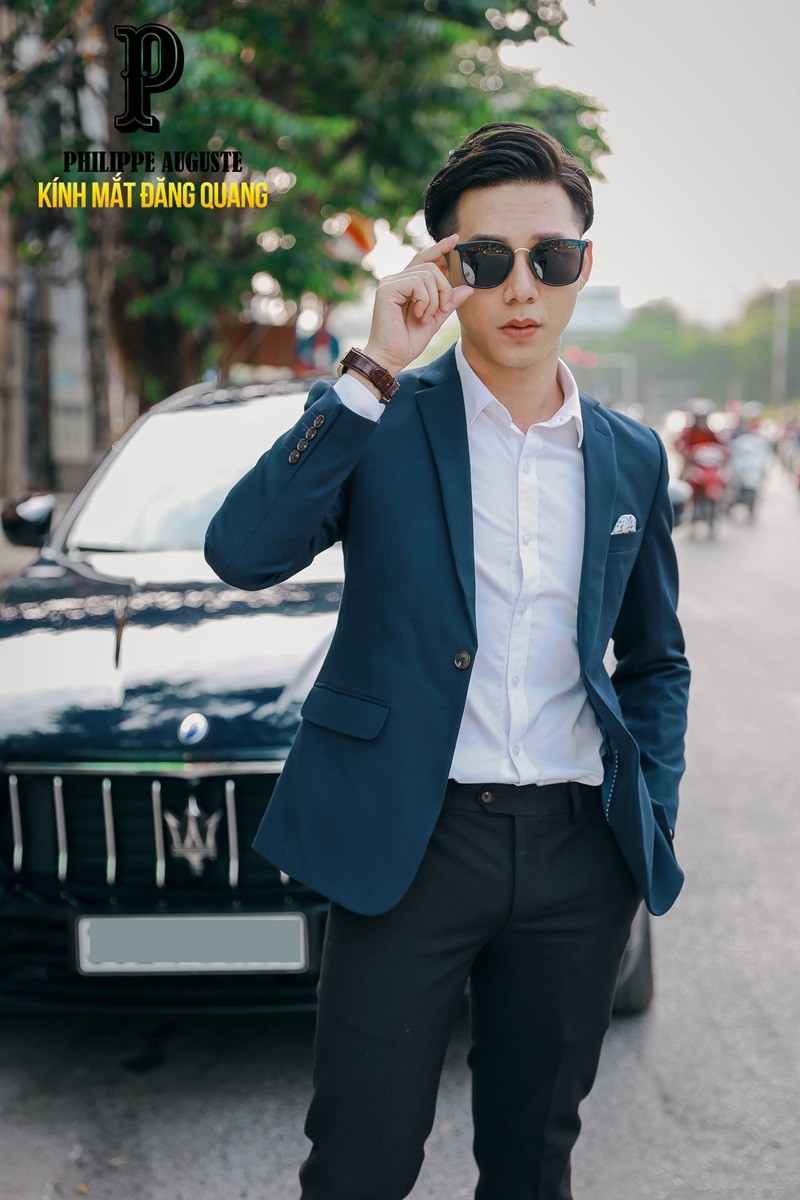Những mẫu đồng hồ và kính mắt đáng mua nhất nhân dịp khai trương tại TTTM Vạn Hạnh Mall - Bóng Đá