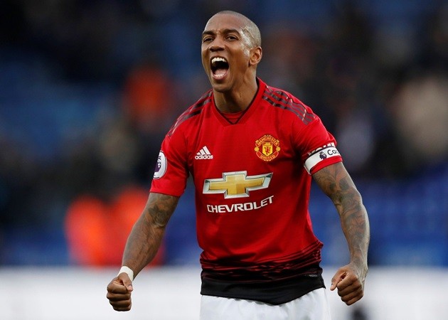 Young: Man Utd có 1 đấu pháp khác để đấu Liverpool - Bóng Đá