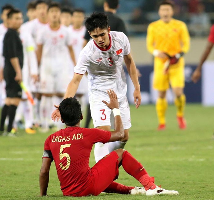 Thắng chật vật, sao U23 Việt Nam vẫn có hành động đốn tim NHM (Tấn Sinh) - Bóng Đá