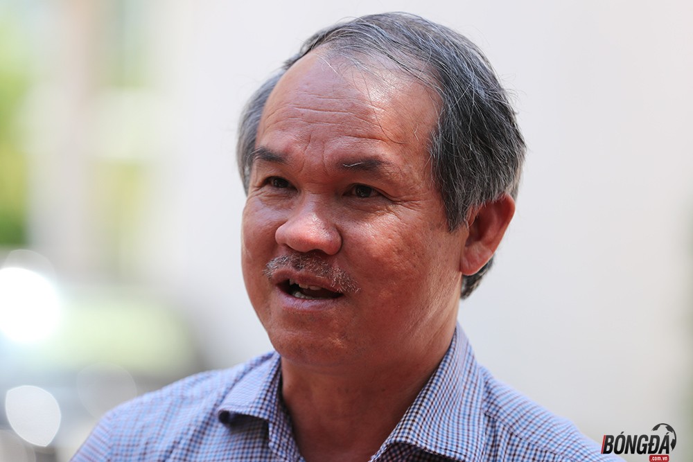  Bầu Đức: “V-League khó vô địch lắm bốn, năm đội đá 1 đội sao vô địch được” - Bóng Đá