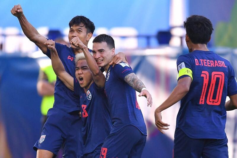 Chuyên gia nước ngoài: 