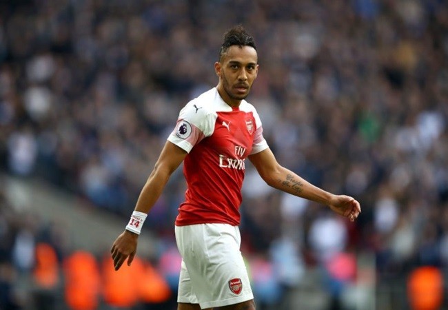aubameyang dự bị vì bị bệnh - Bóng Đá