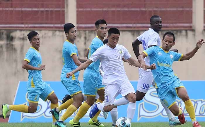 Dư âm vòng loại Cúp Quốc gia: HAGL thắng nhẹ, Khánh Hoà tiếp tục khủng hoảng - Bóng Đá