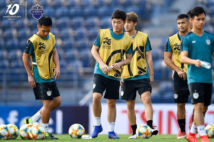 Chuyên gia Thái Lan: Rất tiếc nhưng ĐT Việt Nam sẽ thua đậm Curacao (Kitisak Champathipong) - Bóng Đá