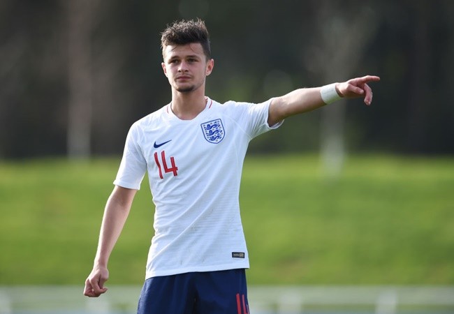 Official: MCEACHRAN GOES DUTCH ON FIRST LOAN MOVE - Bóng Đá