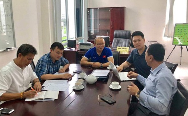 VFF đã có câu trả lời về tương lai của HLV Park Hang-seo - Bóng Đá