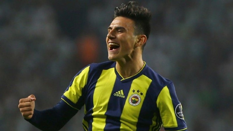 Napoli - Elif Elmas - Bóng Đá