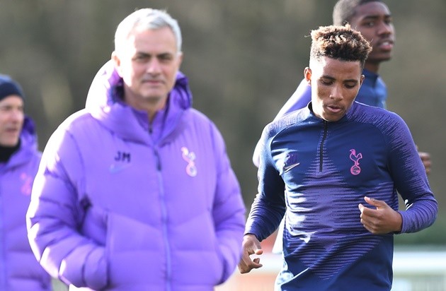 Ảnh Tottenham tập, Gedson Fernandes ra mắt - Bóng Đá