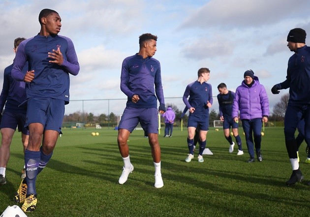 Ảnh Tottenham tập, Gedson Fernandes ra mắt - Bóng Đá