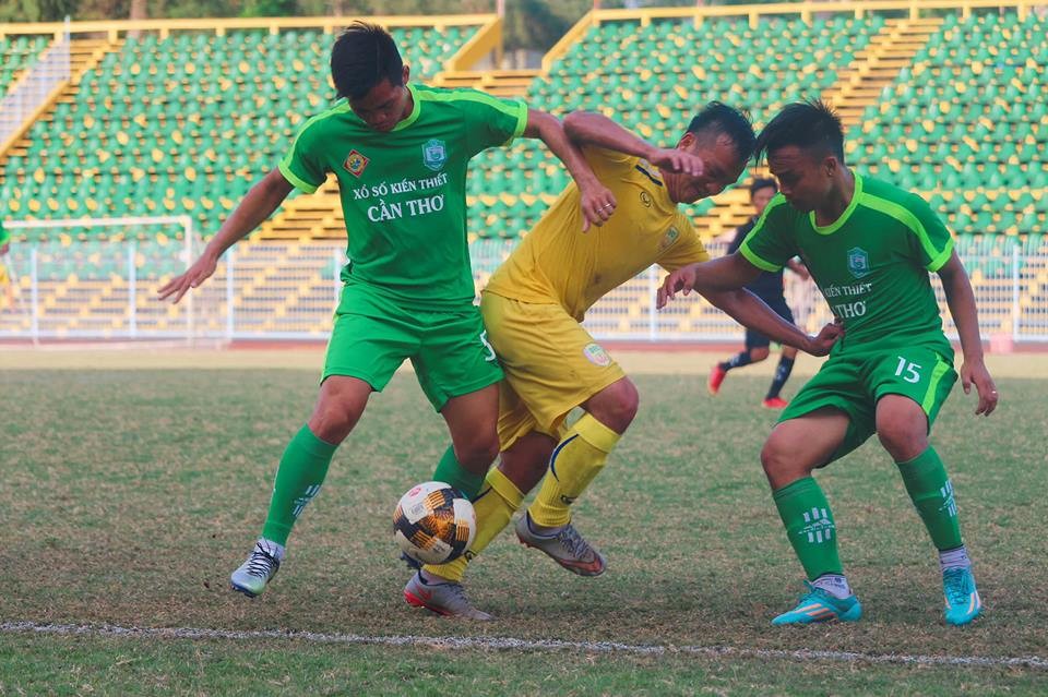 Gia cố đội hình, Cần Thơ chiêu mộ 1 lúc 2 