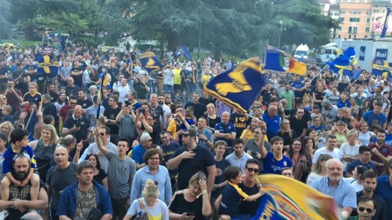 Trong ngày Liverpool ăn mừng Champions League, có 1 đội bóng khác cũng mở hội tưng bừng - Bóng Đá