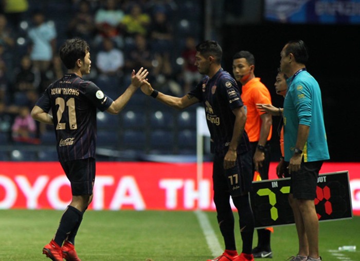 Đưa Xuân Trường đá 53 phút, Buriram giành thắng lợi trong ngày mở màn Thai-League - Bóng Đá
