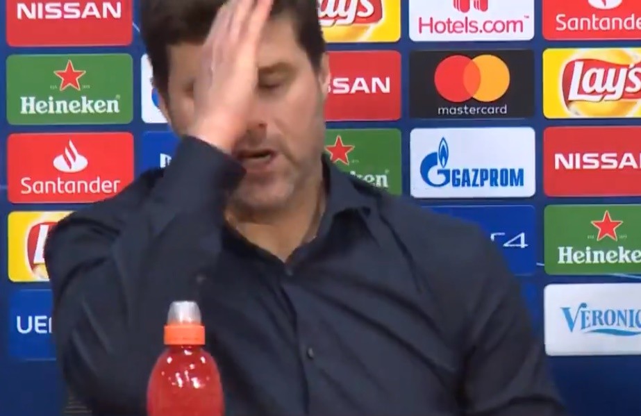 Pochettino rời họp báo khi phóng viên hỏi về Kane - Bóng Đá