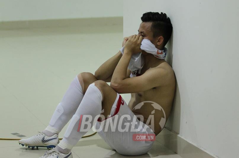 Quế Ngọc Hải: Giọt nước mắt của chàng chiến binh - Bóng Đá