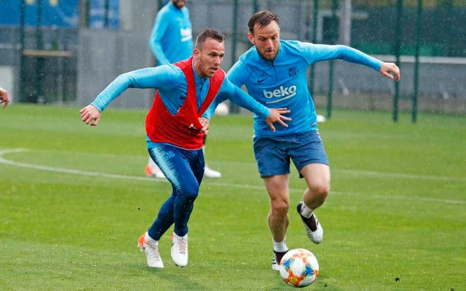 Barca tập - Bóng Đá