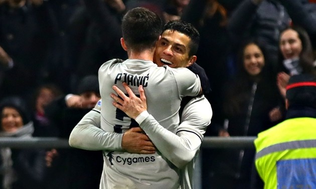 Dàn sao Juventus từng nói gì về Ronaldo? - Bóng Đá