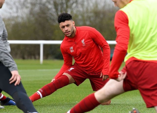 Klopp xác nhận sai lầm với Chamberlain - Bóng Đá