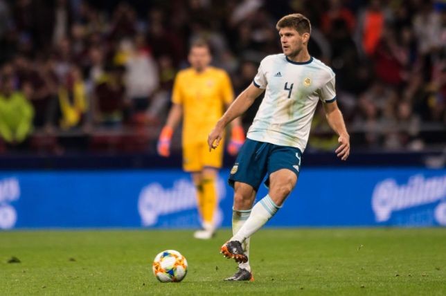 Arsenal xúc Kannemann - Bóng Đá