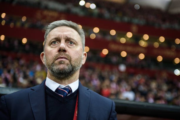 Piatek gọi Lewandowski trả lời, Ba Lan vững vàng trên đỉnh - Bóng Đá