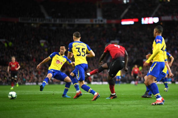 Làm nền 2 siêu phẩm và đây là cách De Gea được Lukaku an ủi - Bóng Đá