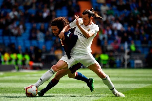 Trình độ Barca B vẫn đủ biến Varane thành 'trò hề' - Bóng Đá