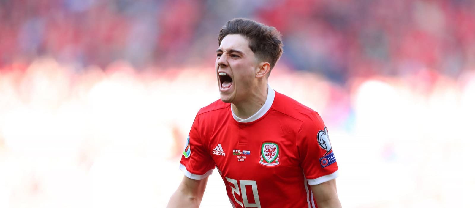 Xác nhận ngày James đến mU - Bóng Đá