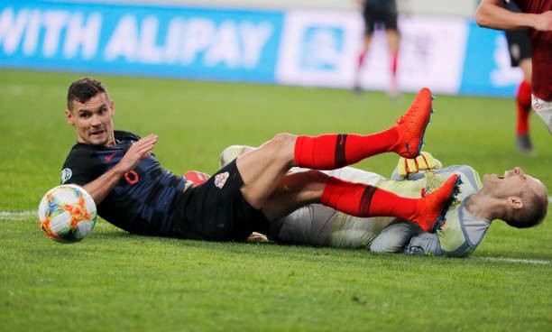 Thua sốc Hungary, Quả Bóng Vàng và các đồng đội tự làm khó mình - Bóng Đá