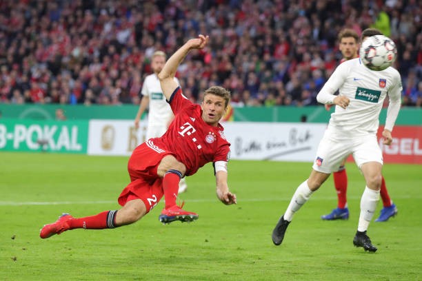 Rượt đuổi không tưởng, Bayern đi tiếp mặc cho đối thủ lập hattrick - Bóng Đá