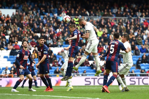 'Điệp viên' Barca gieo sầu, Real trải qua 90 phút đầy khó khăn tại Bernabeu - Bóng Đá