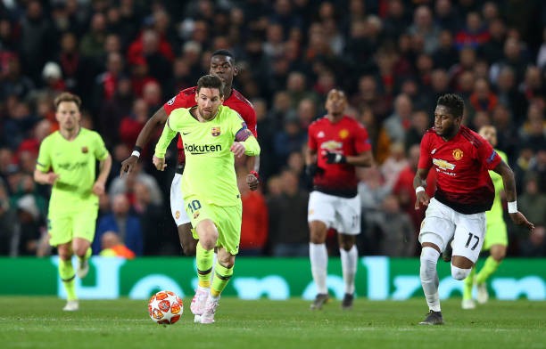 Thua trận, Solskjaer được đồng đội cũ an ủi ngay trên sân - Bóng Đá