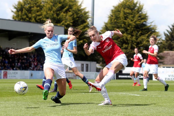 Nữ Arsenal vô địch - Bóng Đá