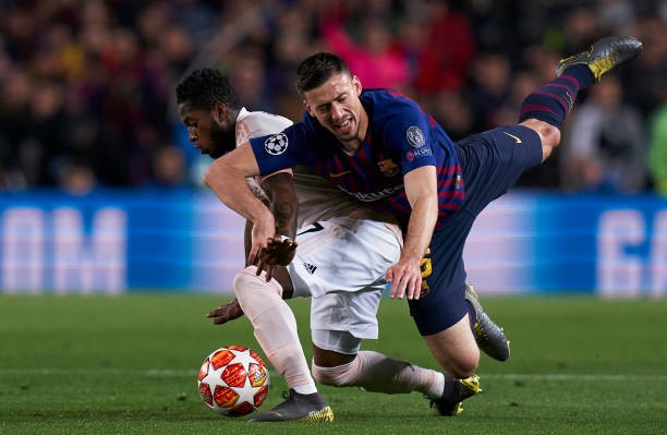 Lập siêu phẩm, Coutinho có pha ăn mừng đầy thách thức - Bóng Đá