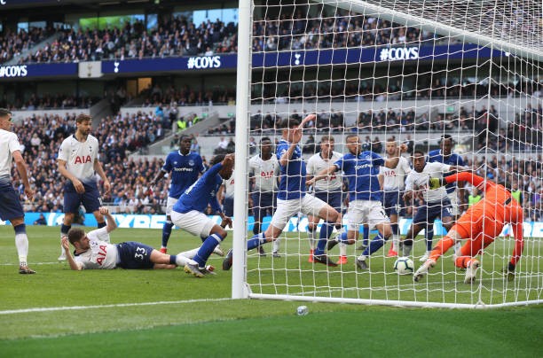 Ngồi dự bị, Son Heung-min vẫn vinh dự nhận giải thưởng cao quý - Bóng Đá