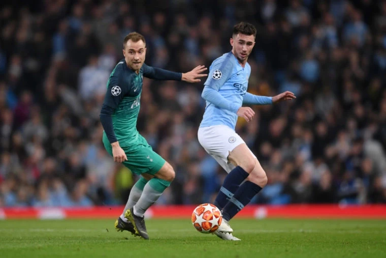 CĐV Man City chỉ trích Laporte - Bóng Đá
