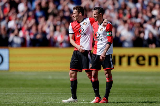 Lễ chia tay Van Persie - Bóng Đá