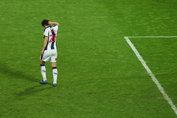 Đấu súng nghẹt thở, CLB Terry lần thứ 2 bước đến 'cổng thiên đường' - Bóng Đá